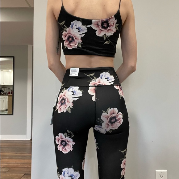 Reversible Legging! - Picture 6 of 7